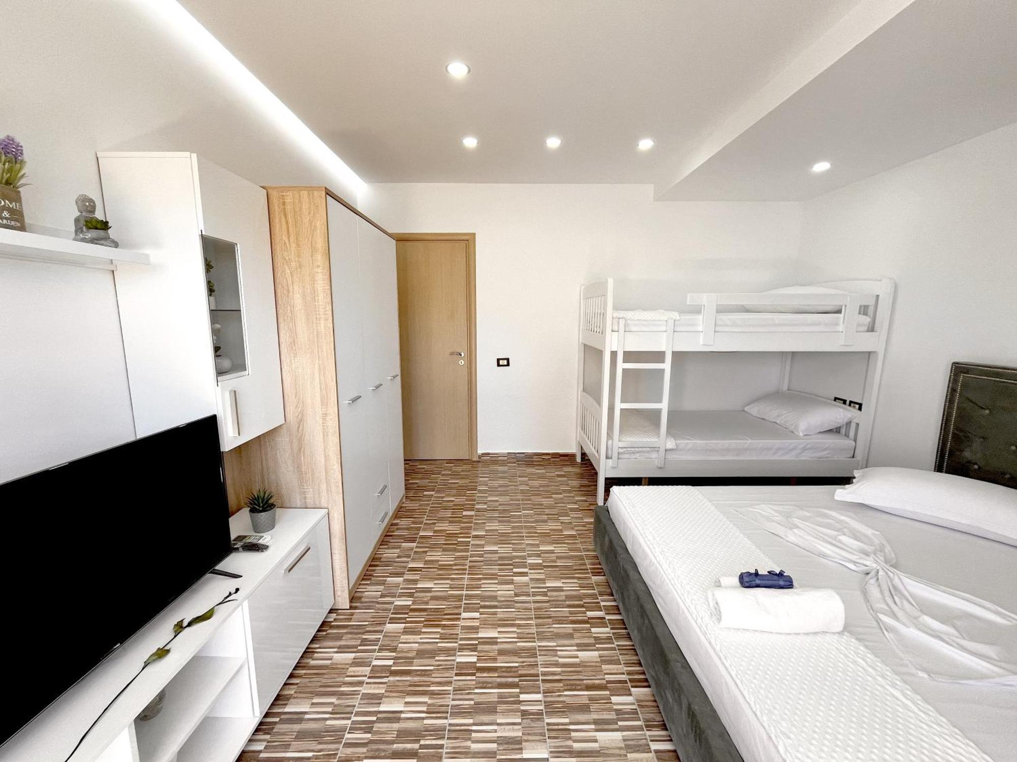 Kam Apartments In The City Center Avlonya Dış mekan fotoğraf