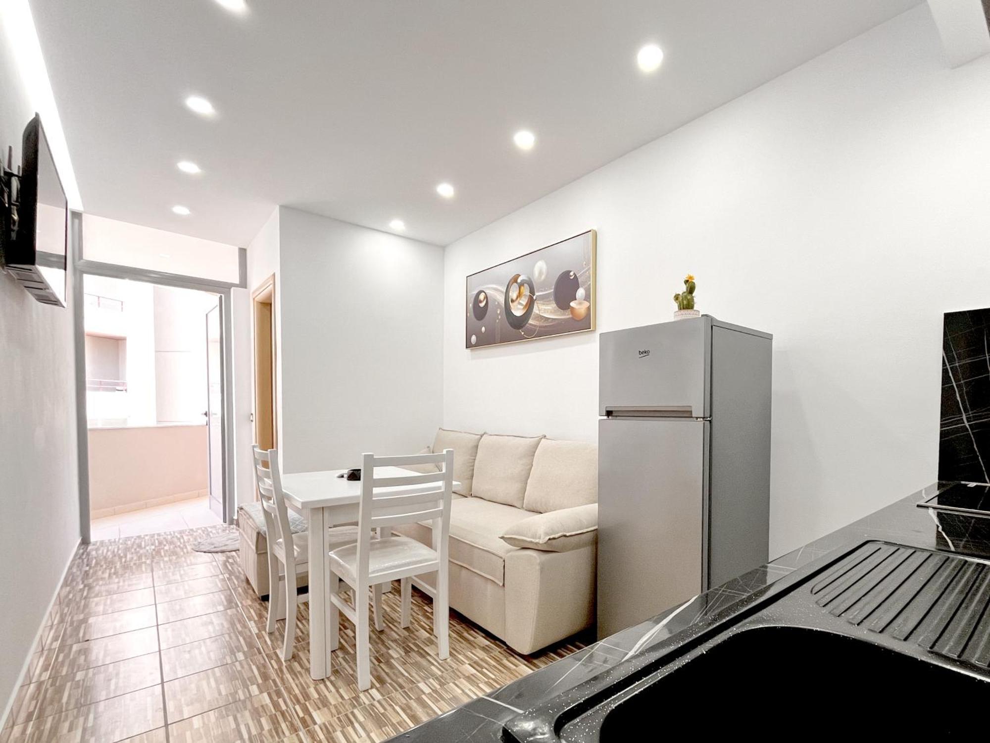 Kam Apartments In The City Center Avlonya Dış mekan fotoğraf