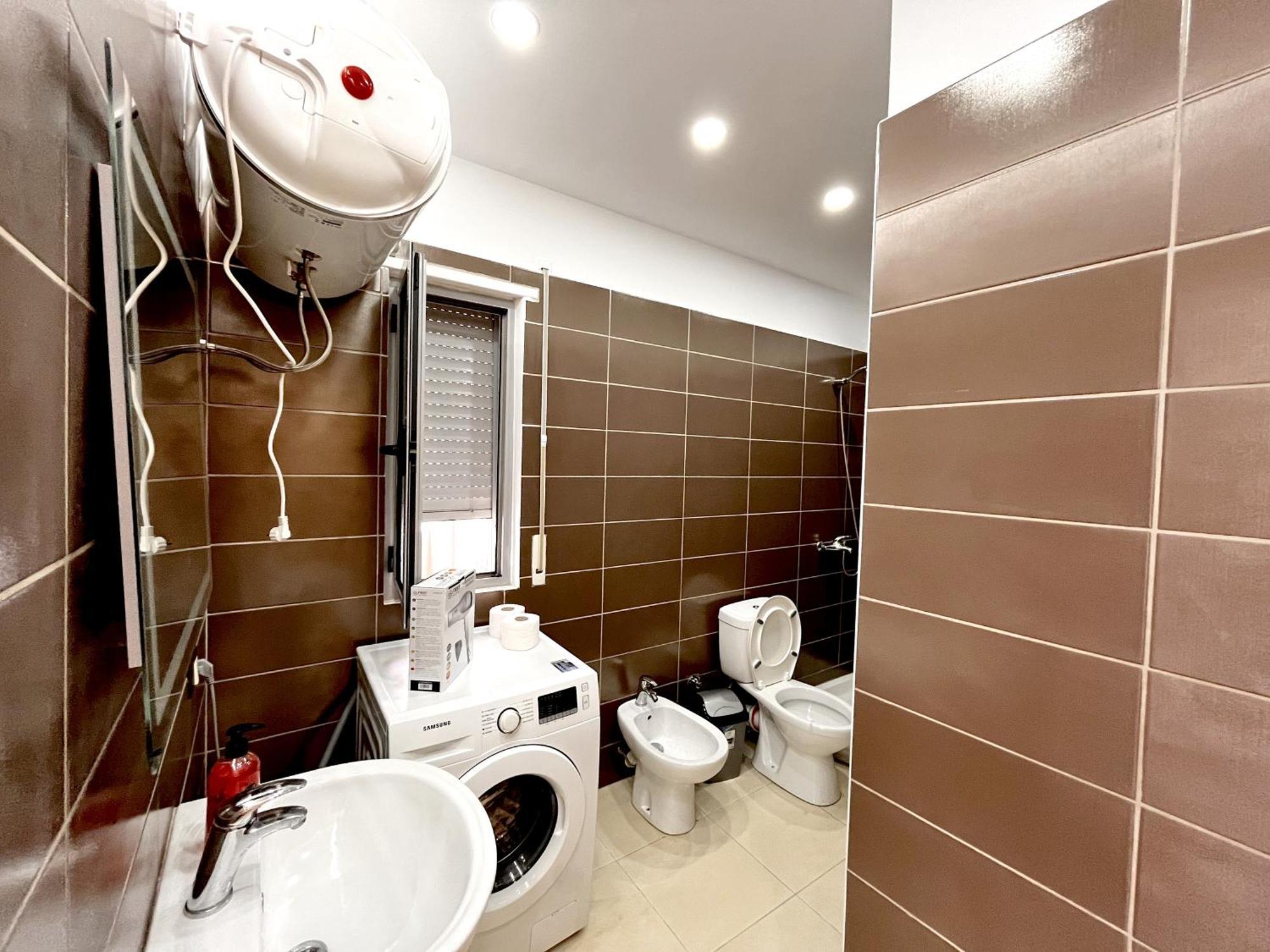 Kam Apartments In The City Center Avlonya Dış mekan fotoğraf